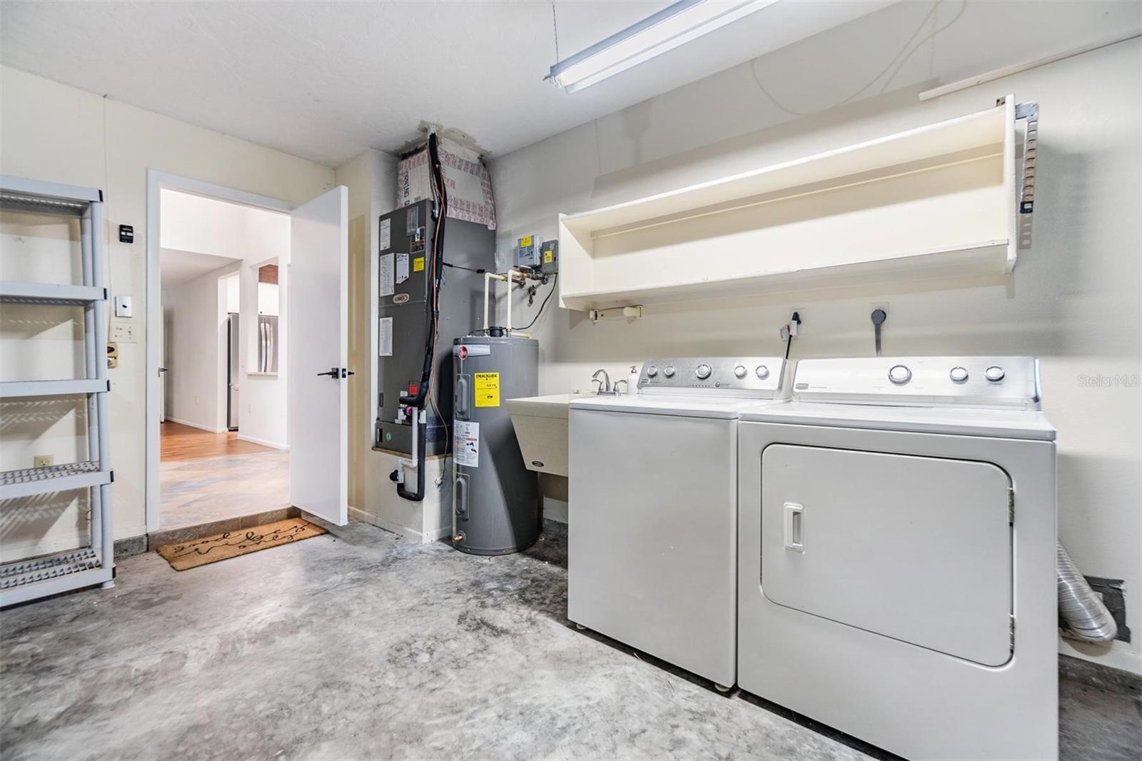 4595 NORTHWOOD TER