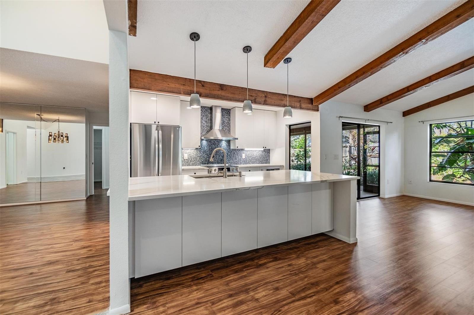 4595 NORTHWOOD TER