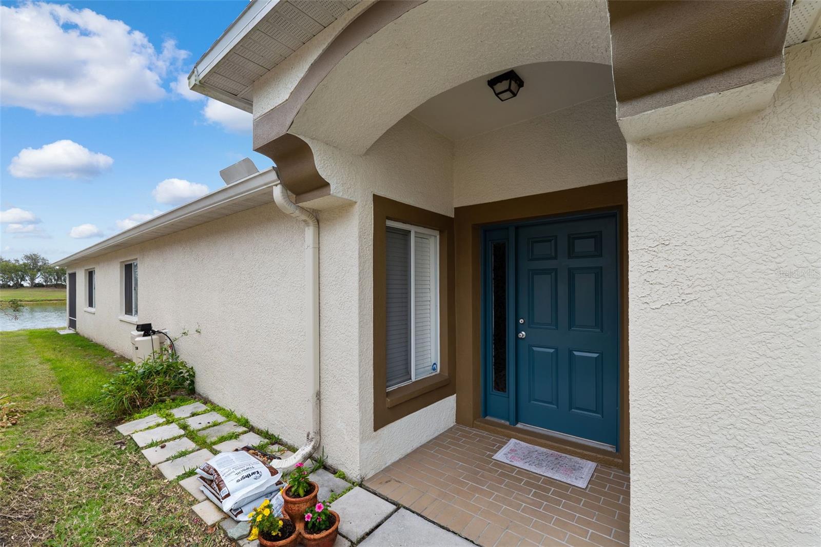 6820 ARAMON CT