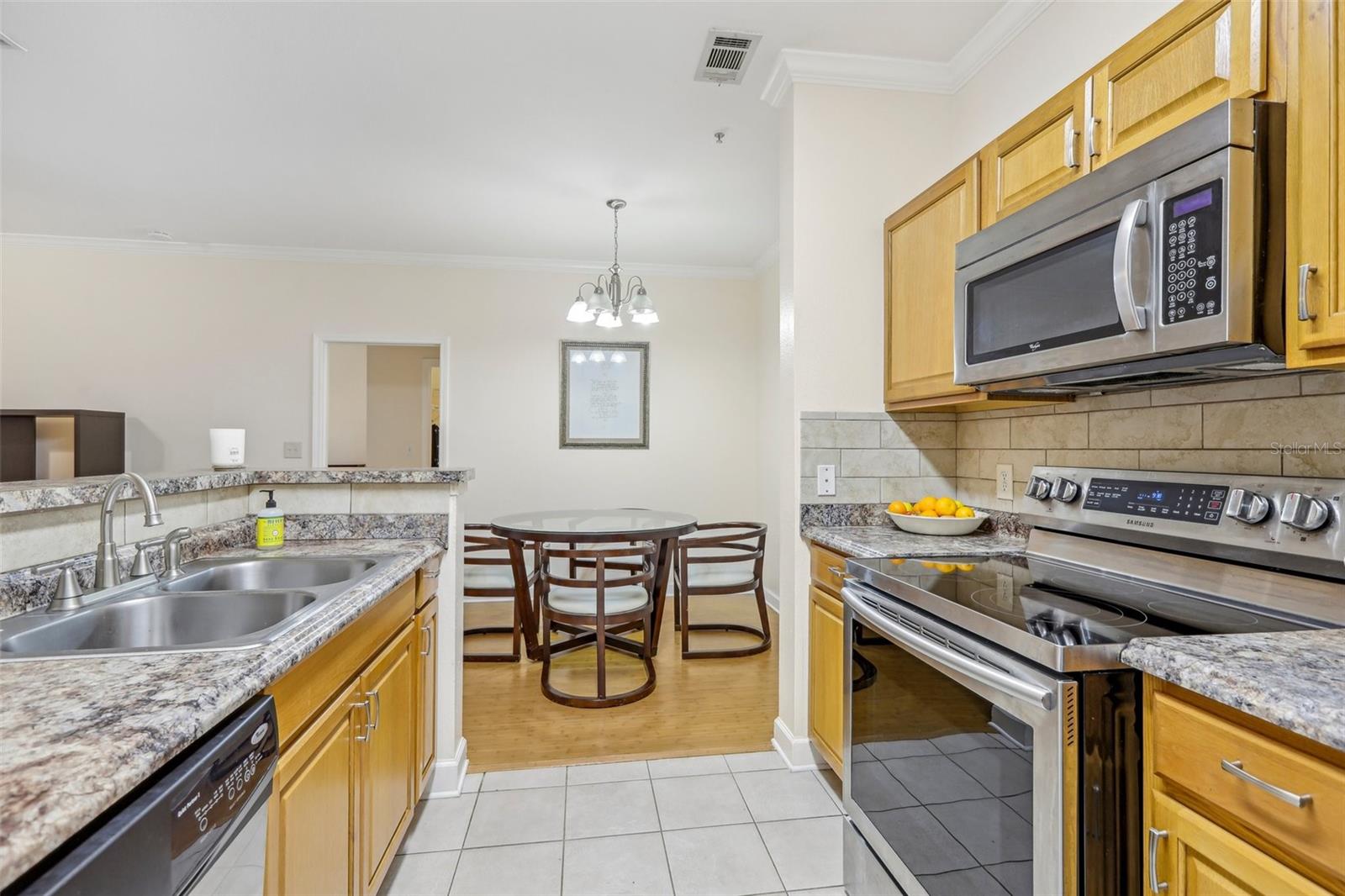 18402 BRIDLE CLUB DR #18402