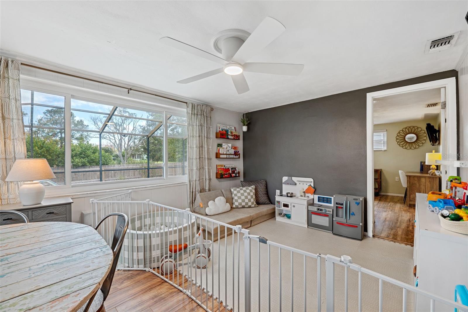 5046 ROSEWOOD DR