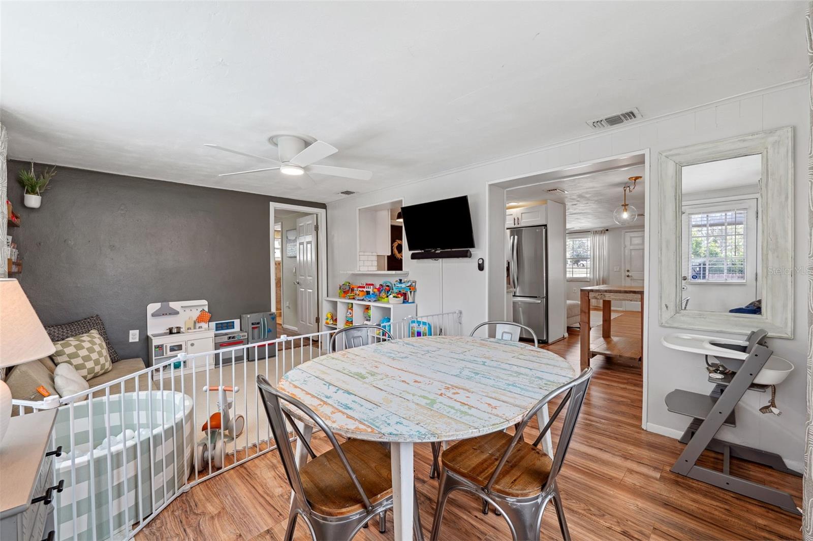 5046 ROSEWOOD DR