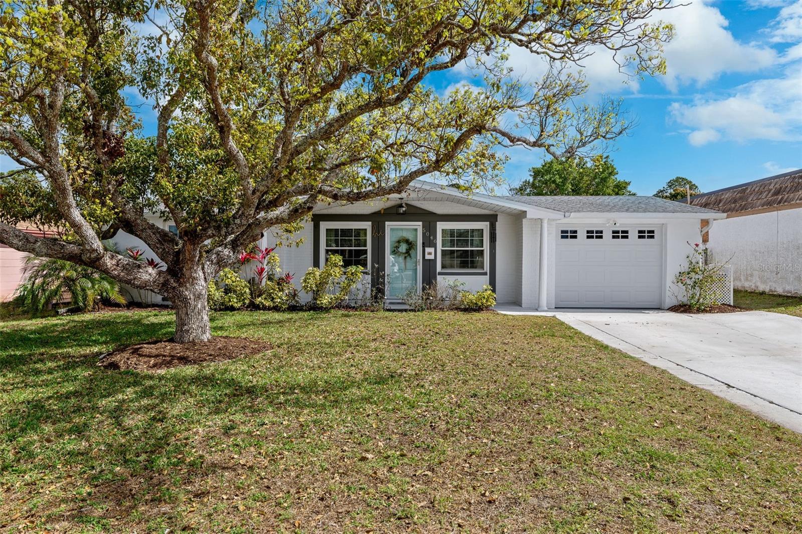 5046 ROSEWOOD DR