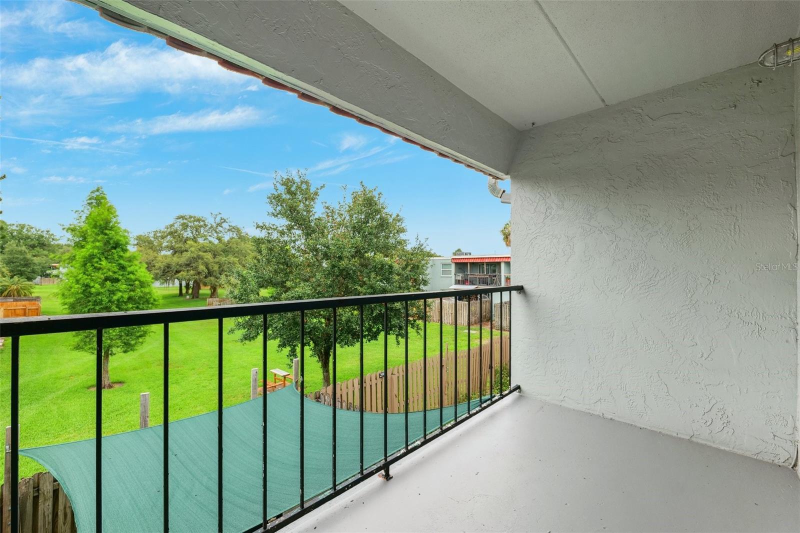 2834 SOMERSET PARK DR