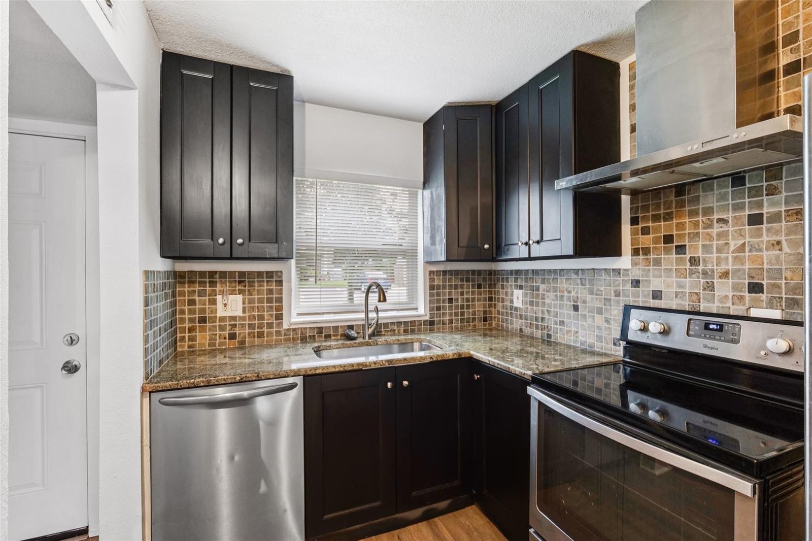 2834 SOMERSET PARK DR