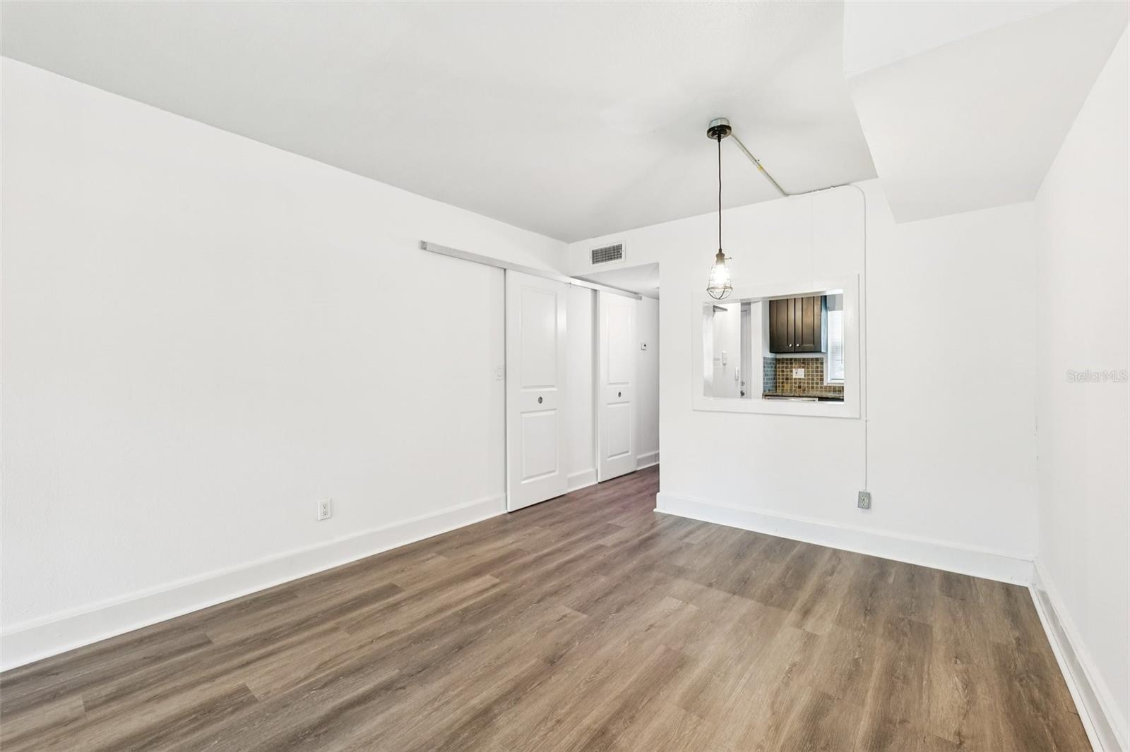 2834 SOMERSET PARK DR