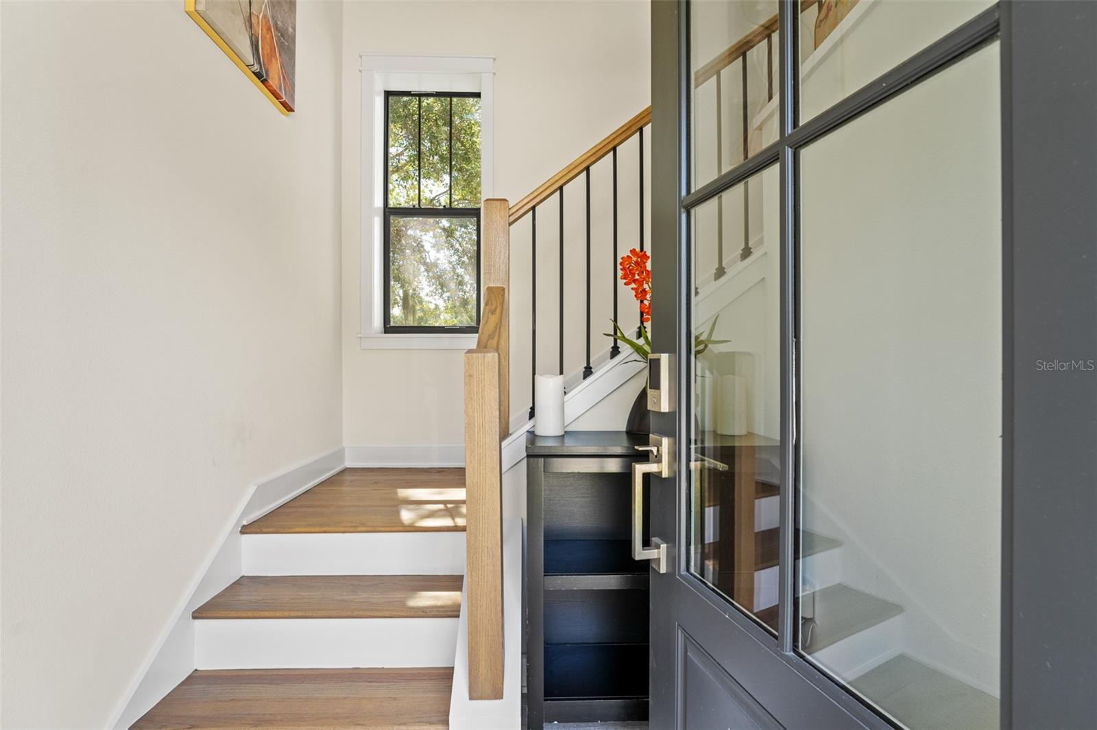 8107 N RIVER SHORE DR