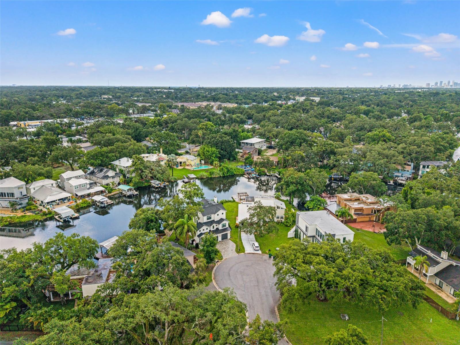 8107 N RIVER SHORE DR