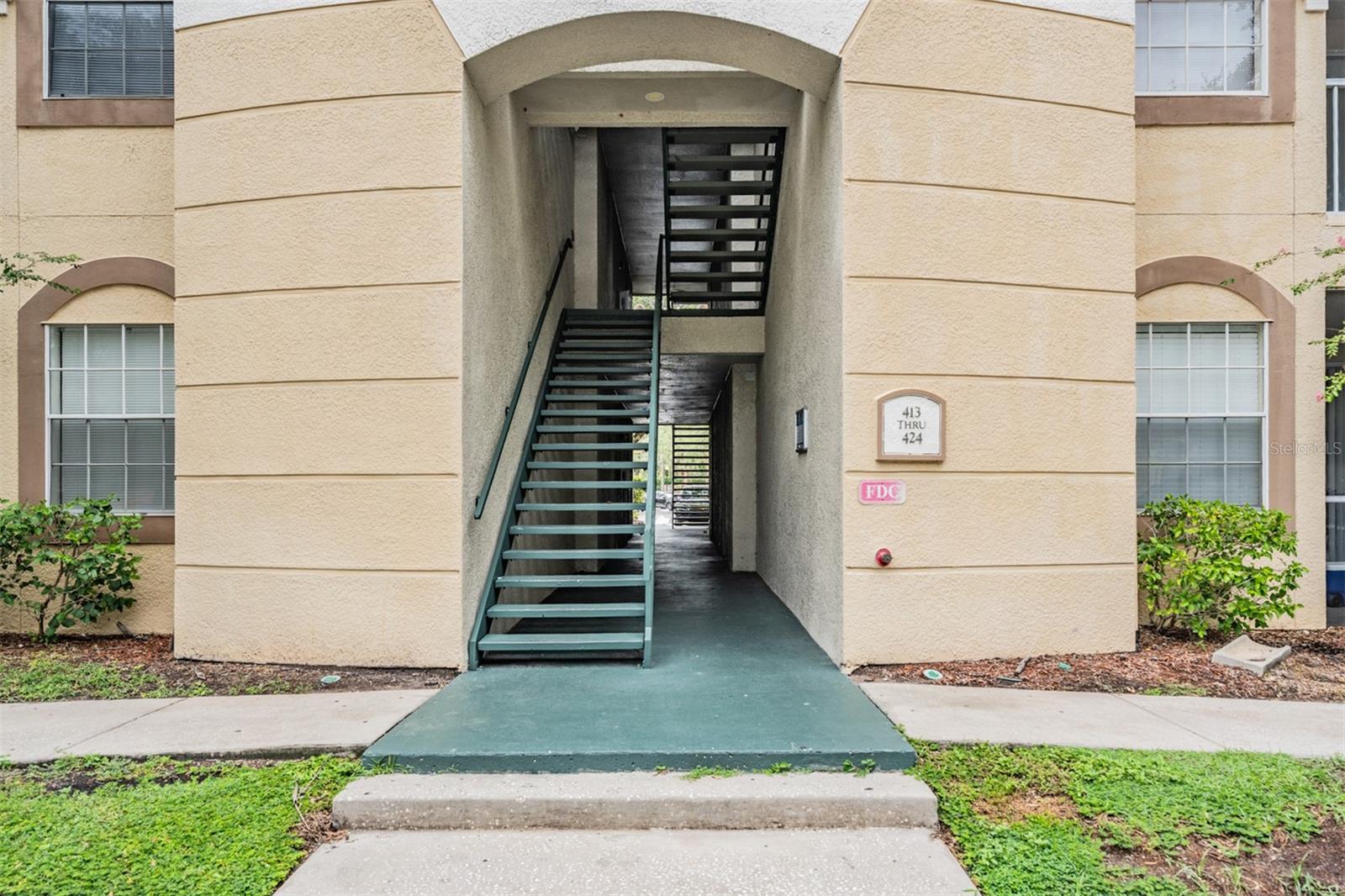17101 CARRINGTON PARK DR #415