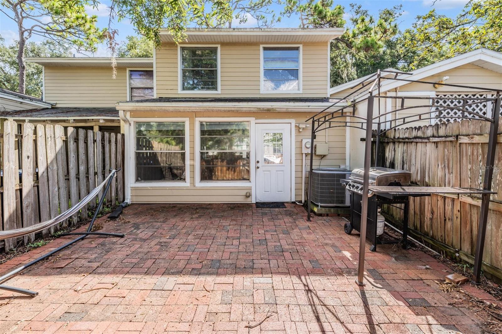 14631 LAKE FOREST DR