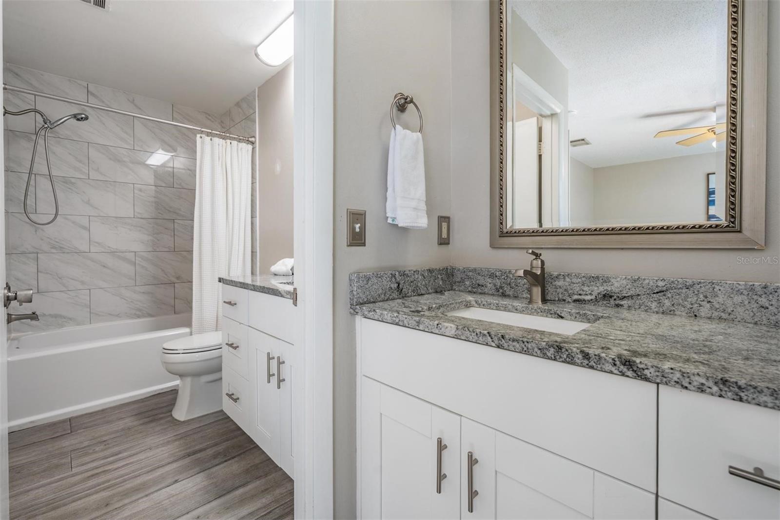 14631 LAKE FOREST DR