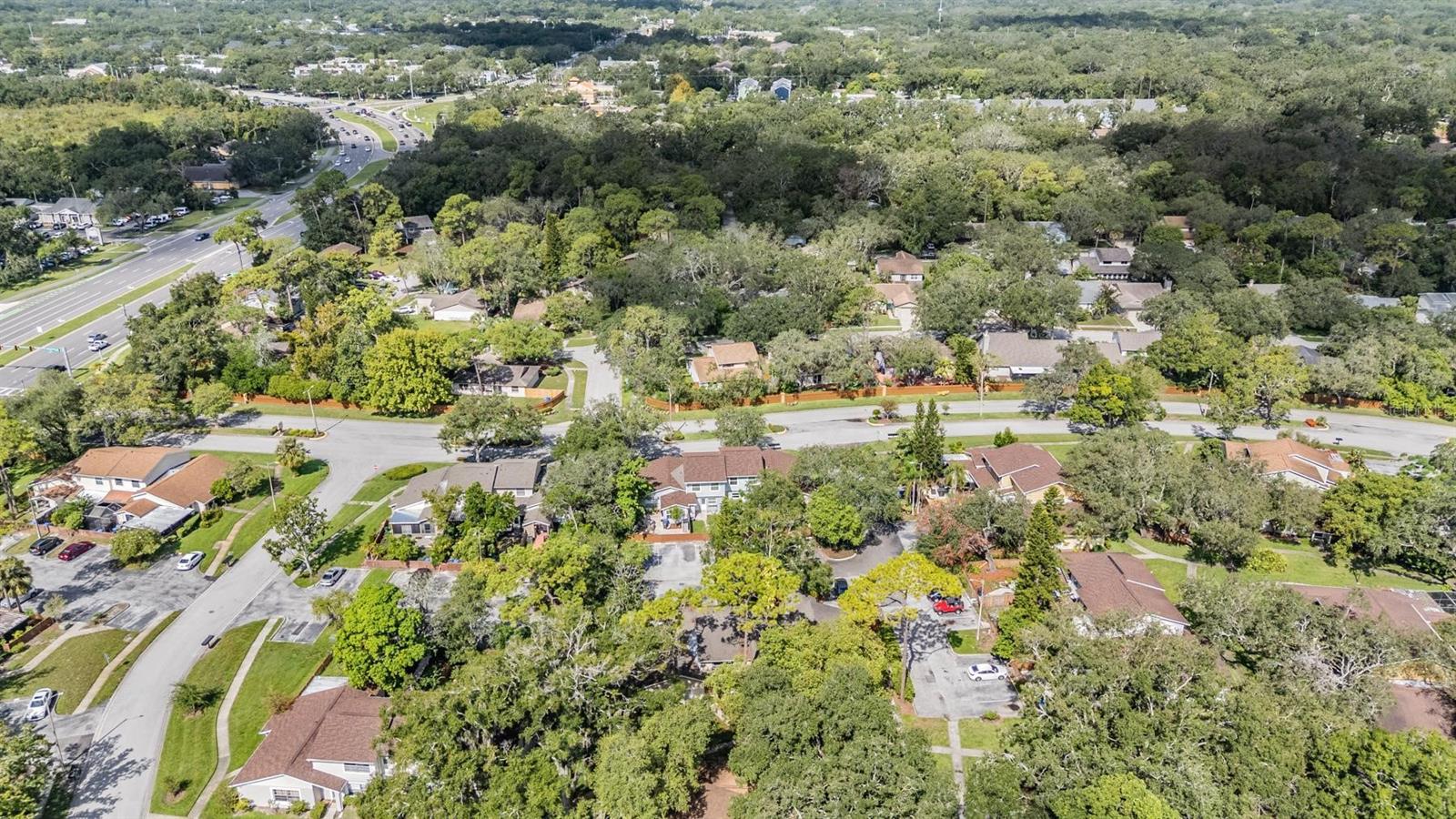 14631 LAKE FOREST DR