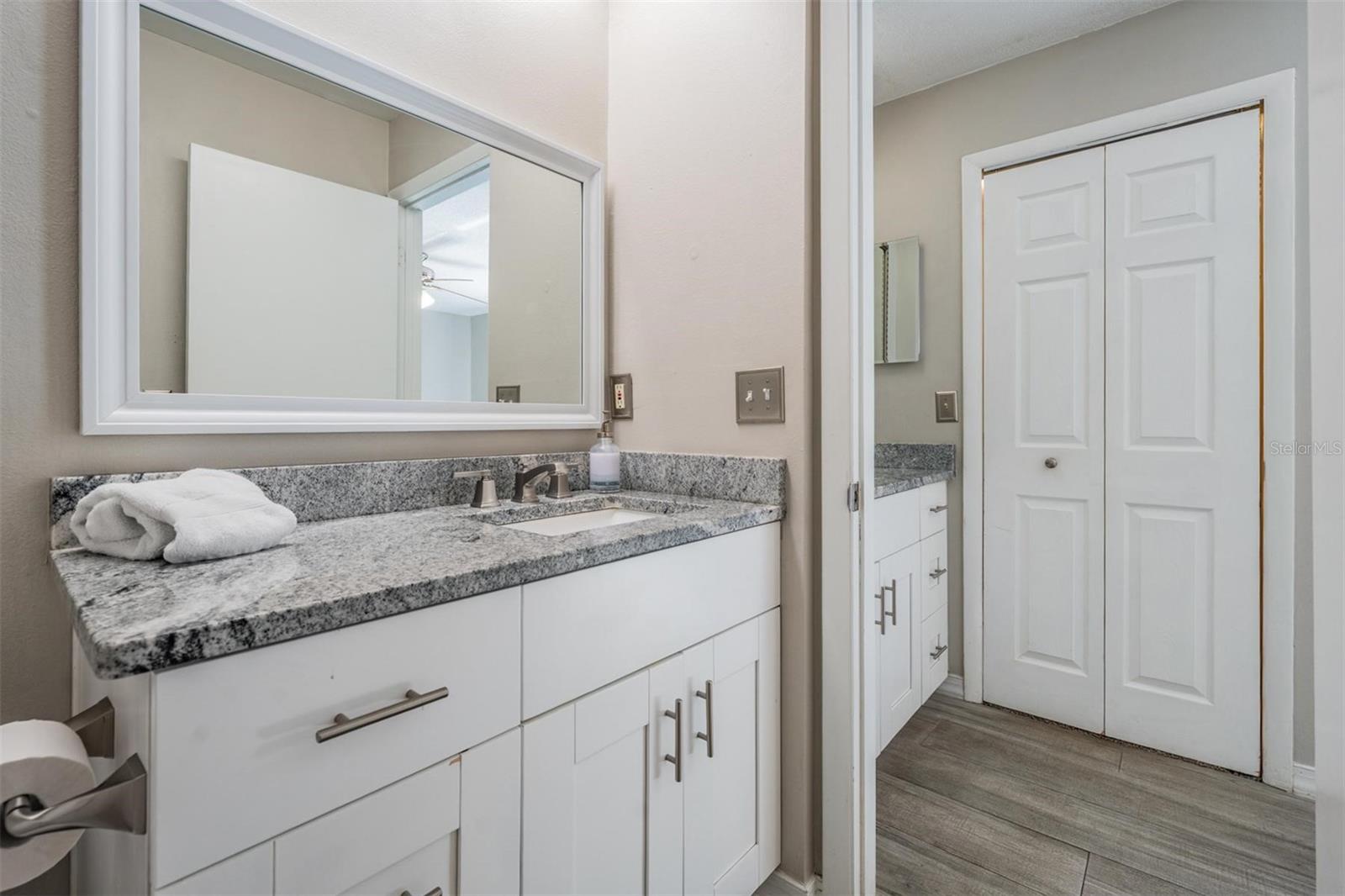 14631 LAKE FOREST DR