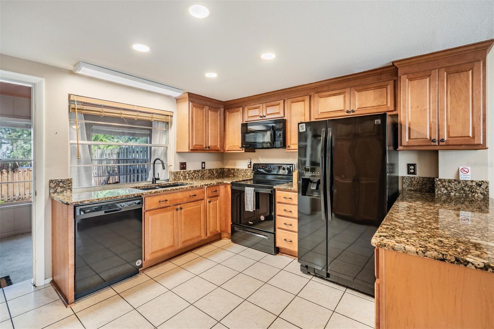 14631 LAKE FOREST DR