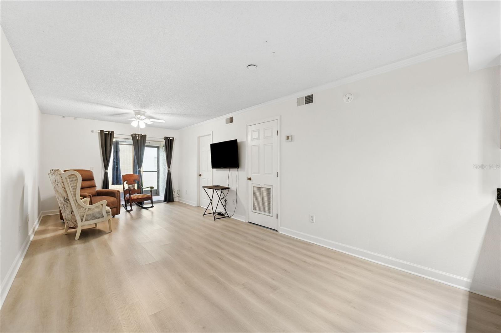 3808 N OAK DR #U31
