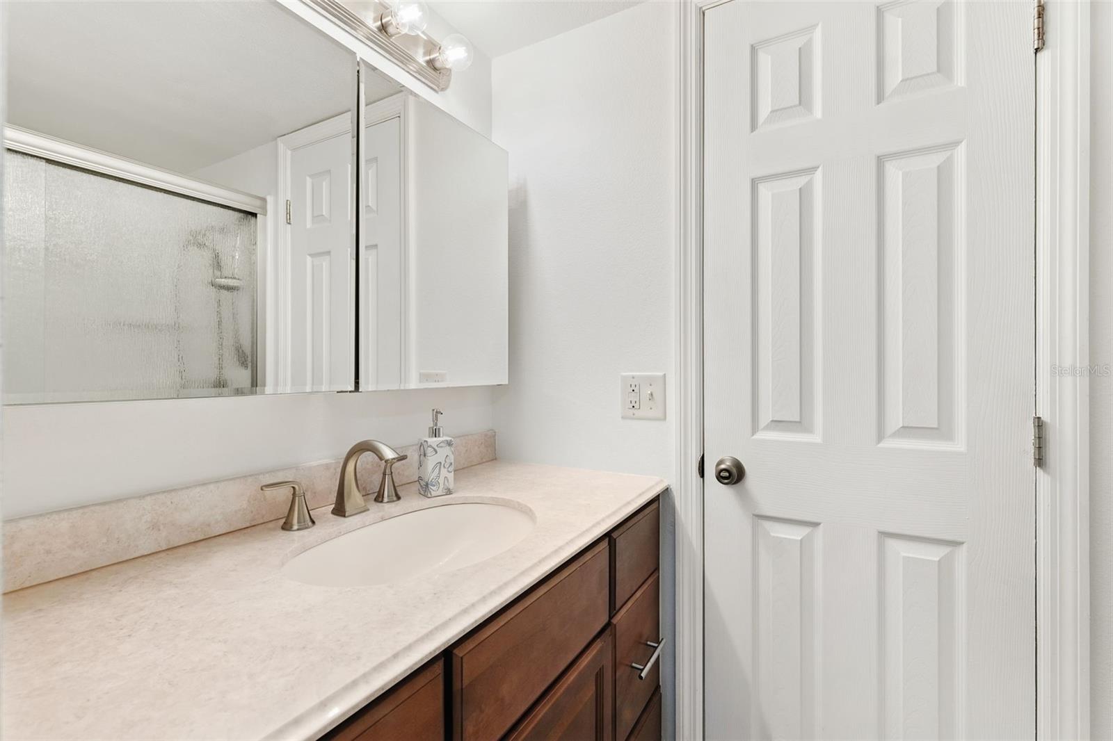 3808 N OAK DR #U31