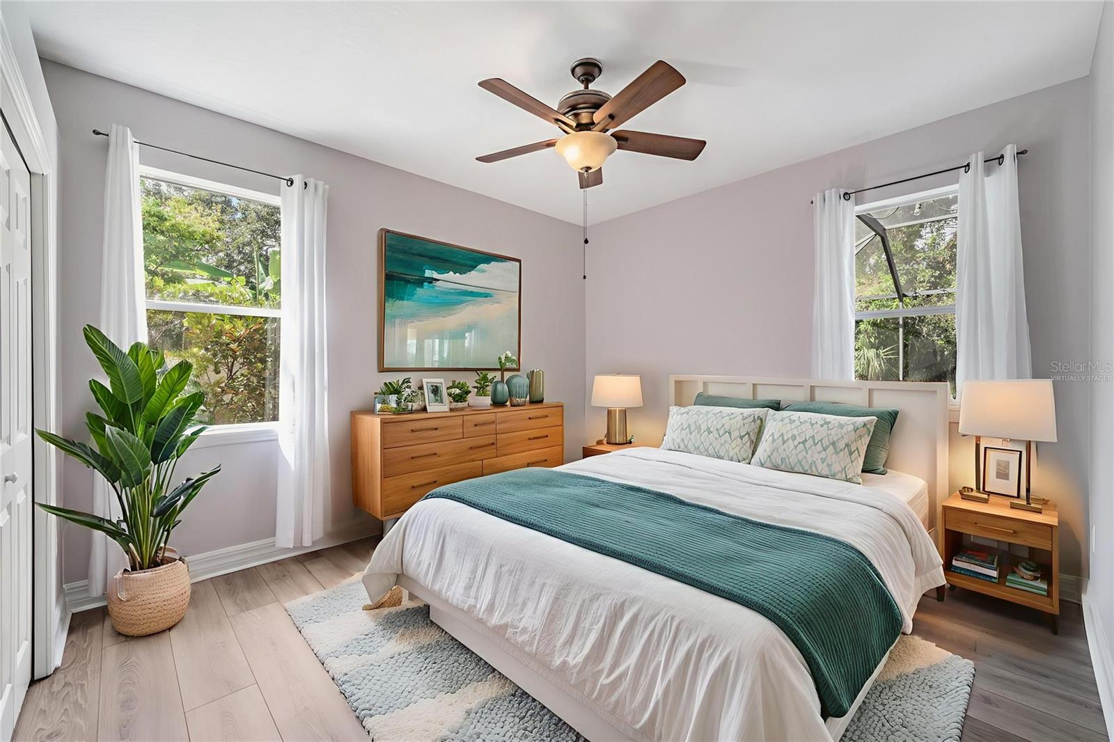 7900 UMBRELLA PINE WAY