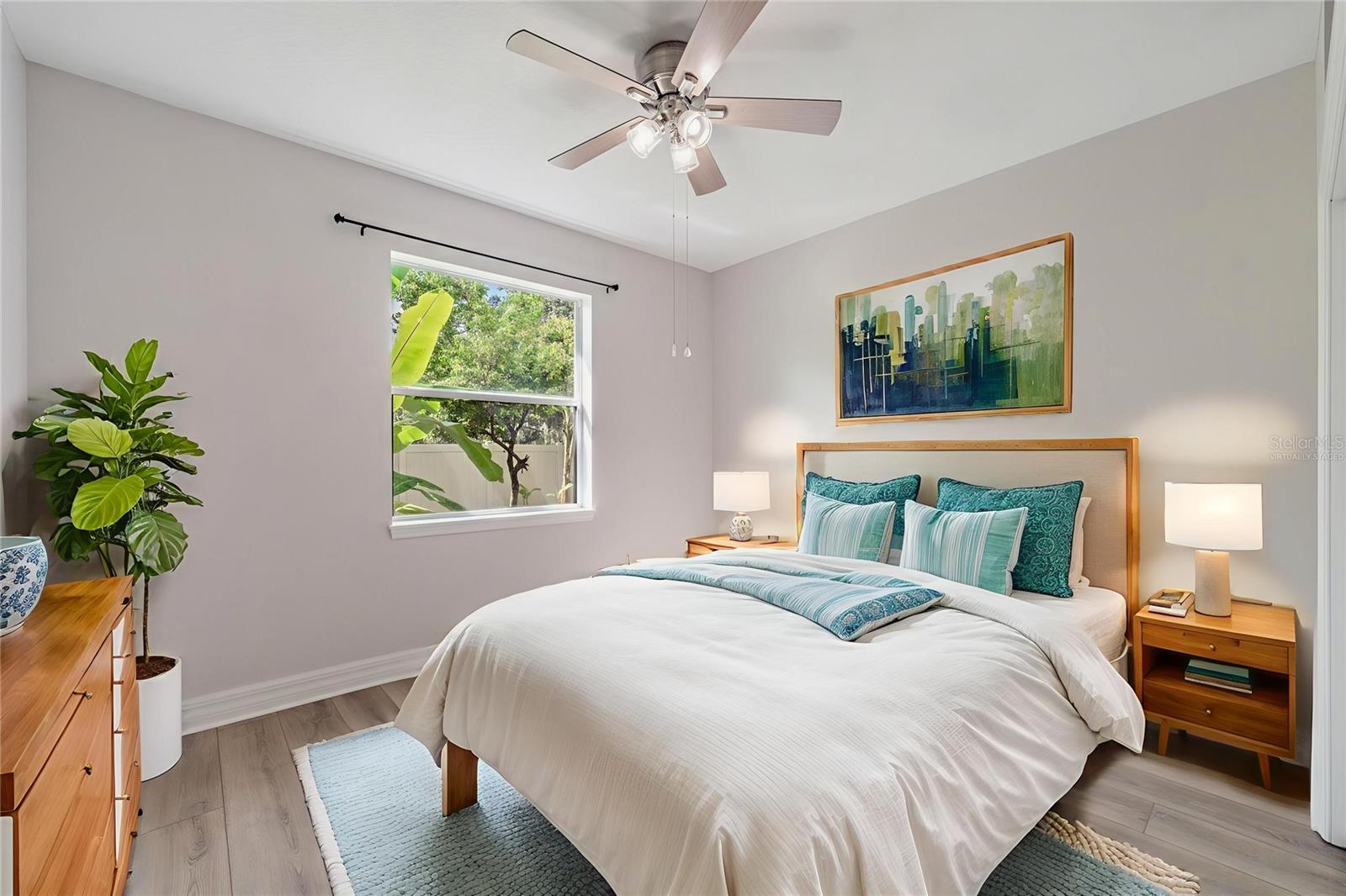 7900 UMBRELLA PINE WAY