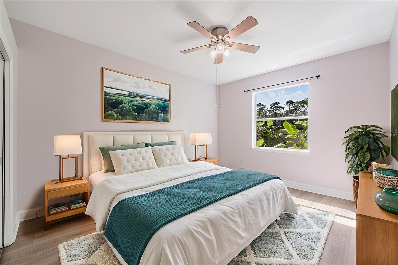 7900 UMBRELLA PINE WAY