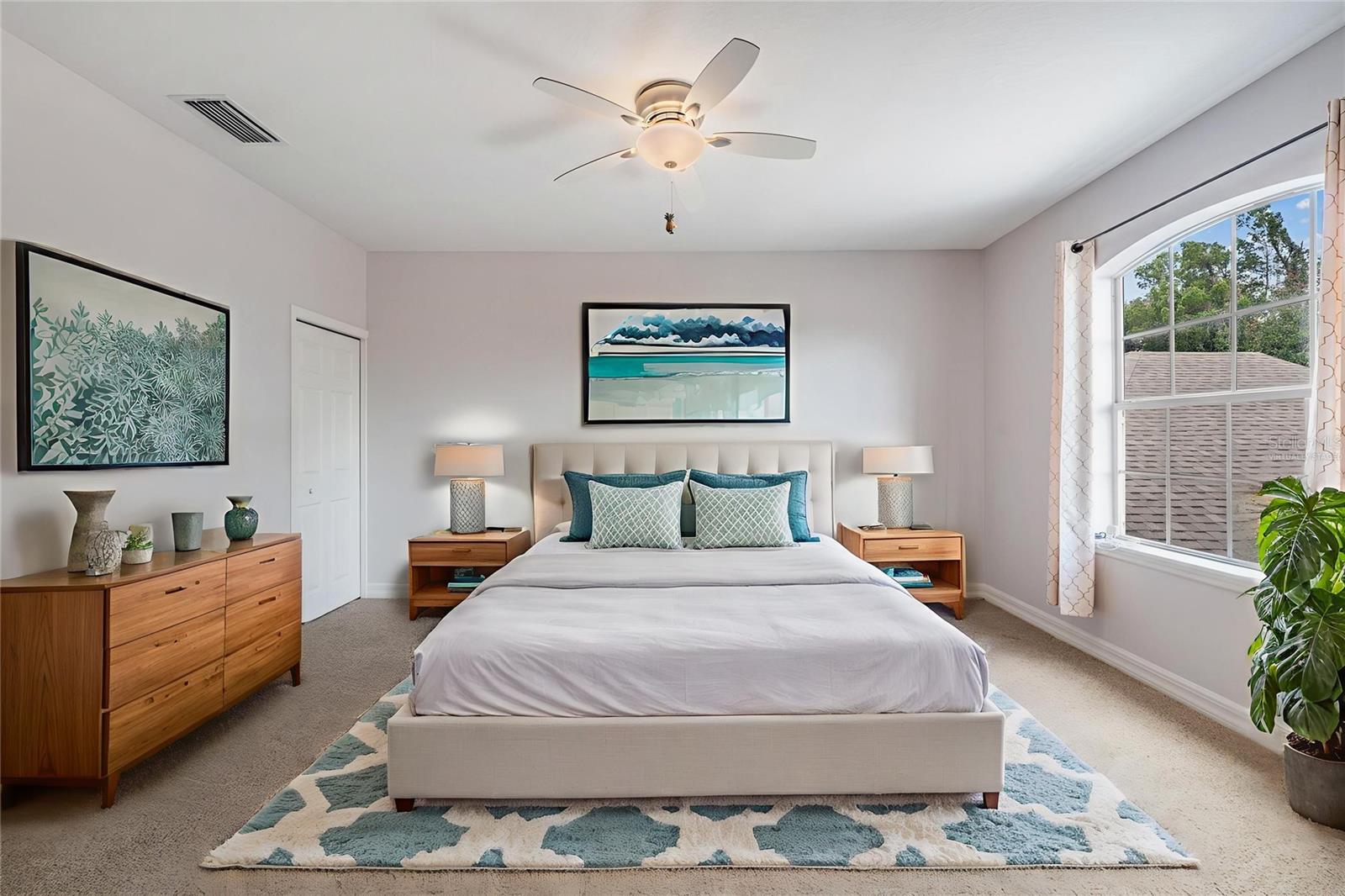 7900 UMBRELLA PINE WAY