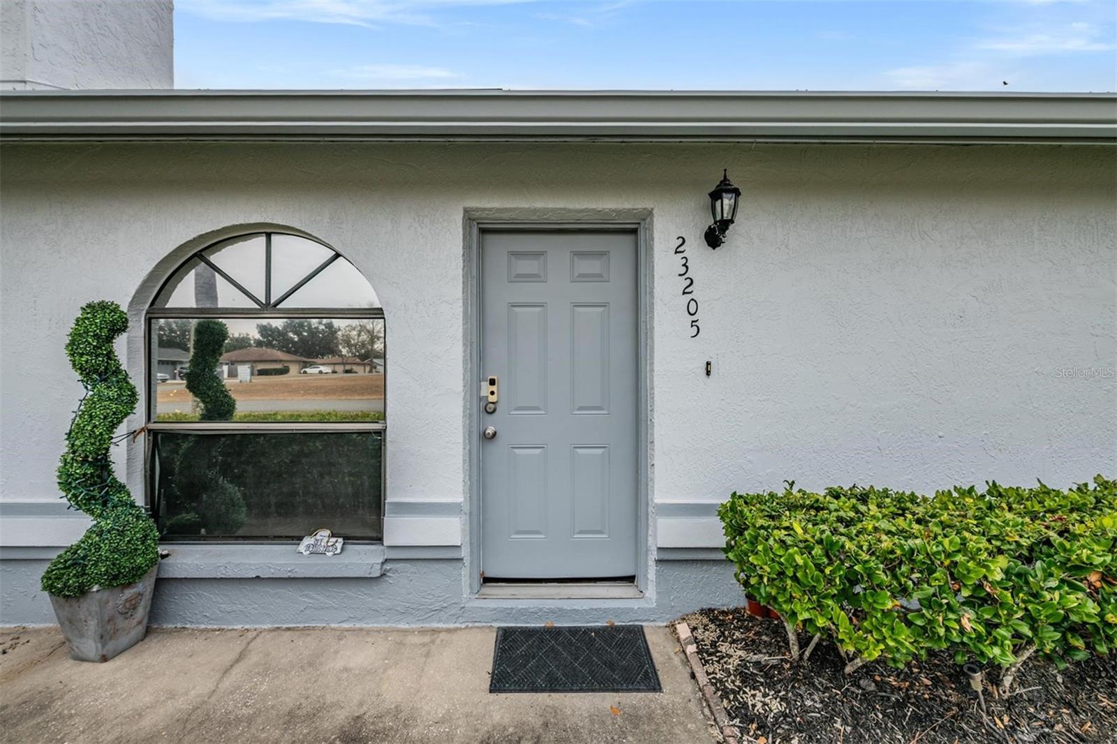 23205 CLUB VILLAS DR #30