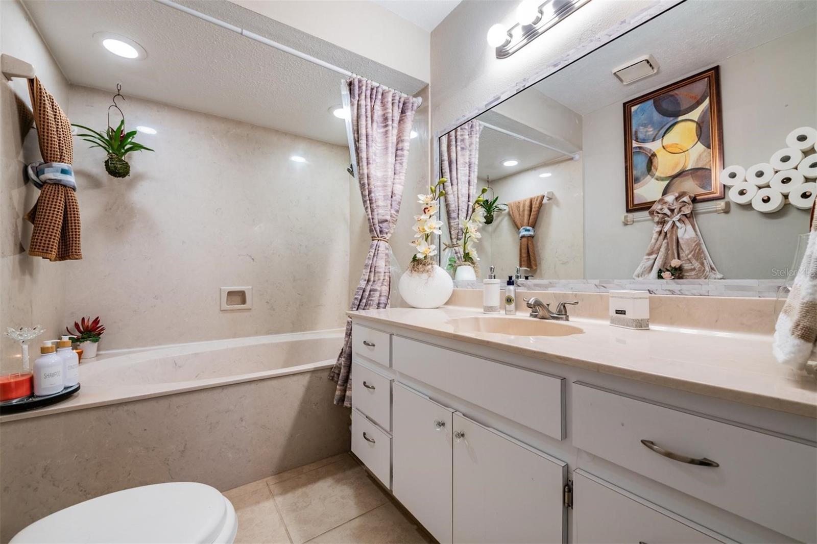 23205 CLUB VILLAS DR #30