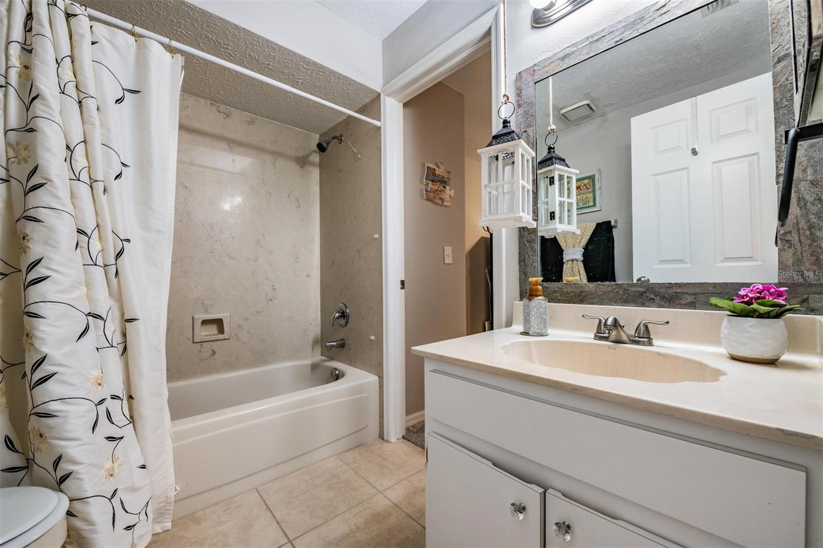 23205 CLUB VILLAS DR #30