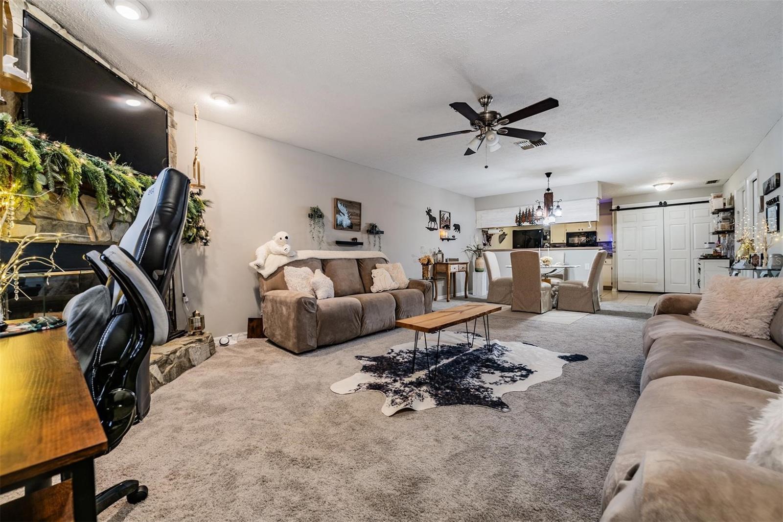 23205 CLUB VILLAS DR #30