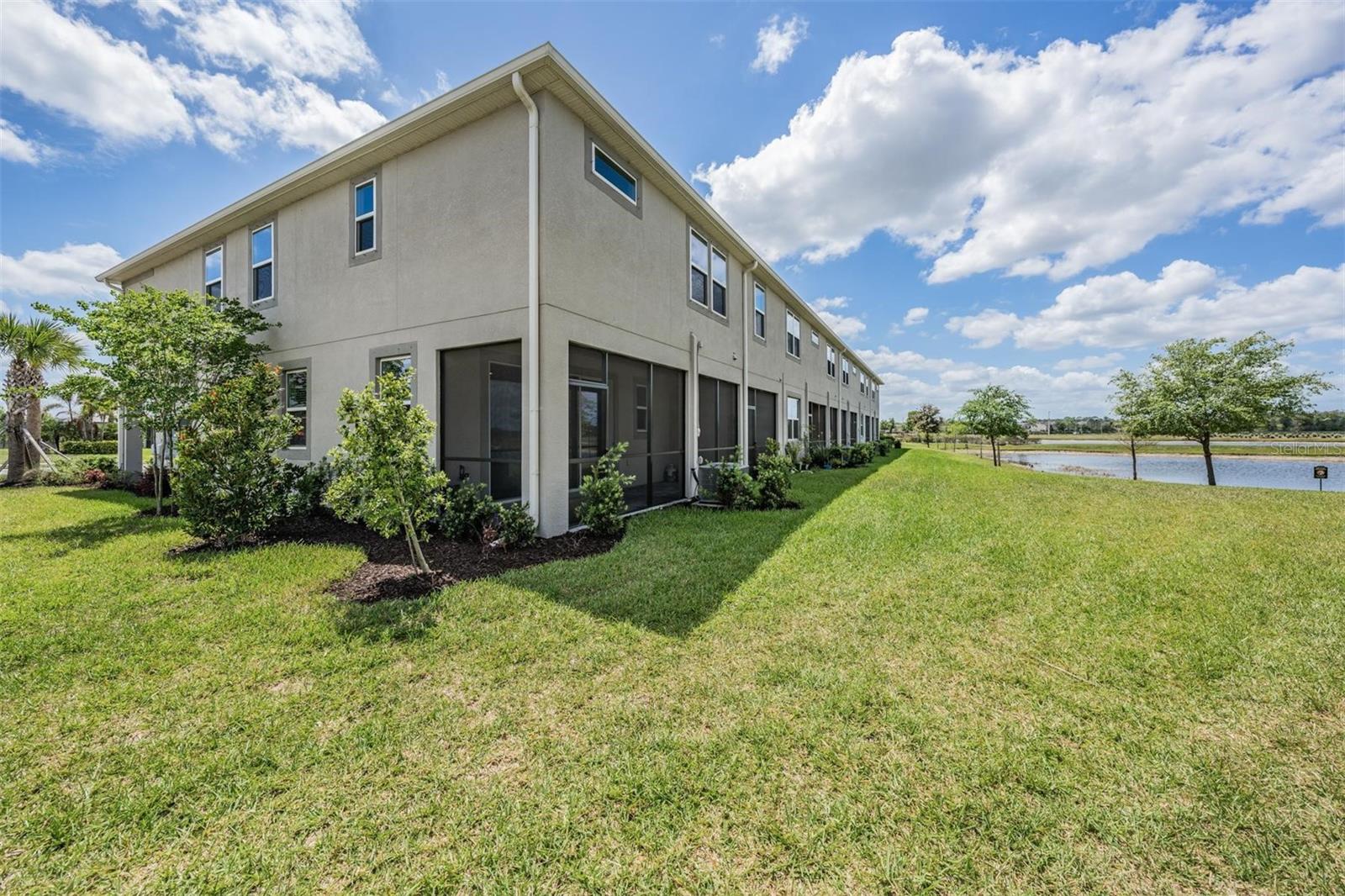 19219 BLUE POND DR