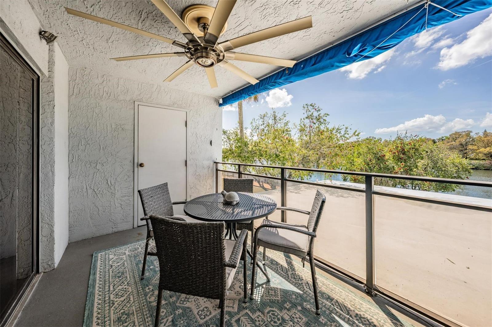 2780 N RIVERSIDE DR #105