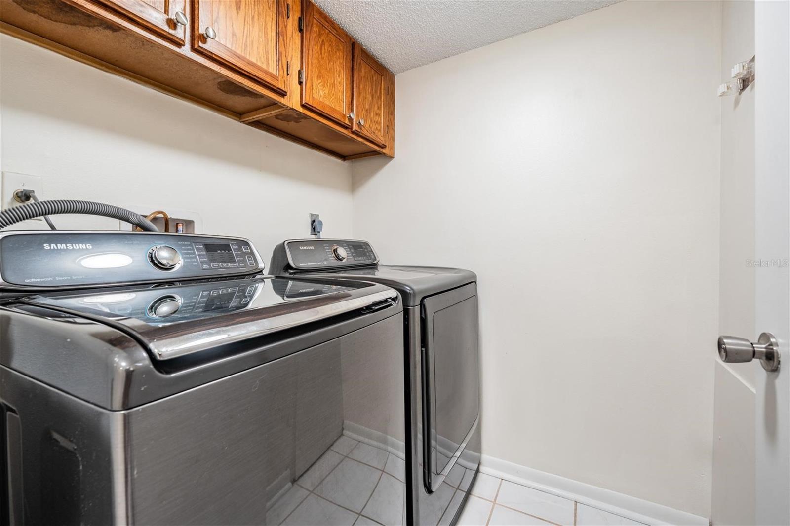 2780 N RIVERSIDE DR #105