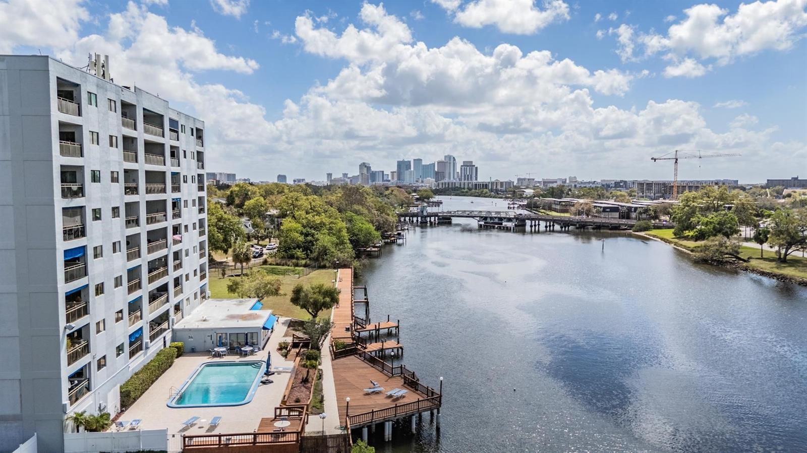 2780 N RIVERSIDE DR #105