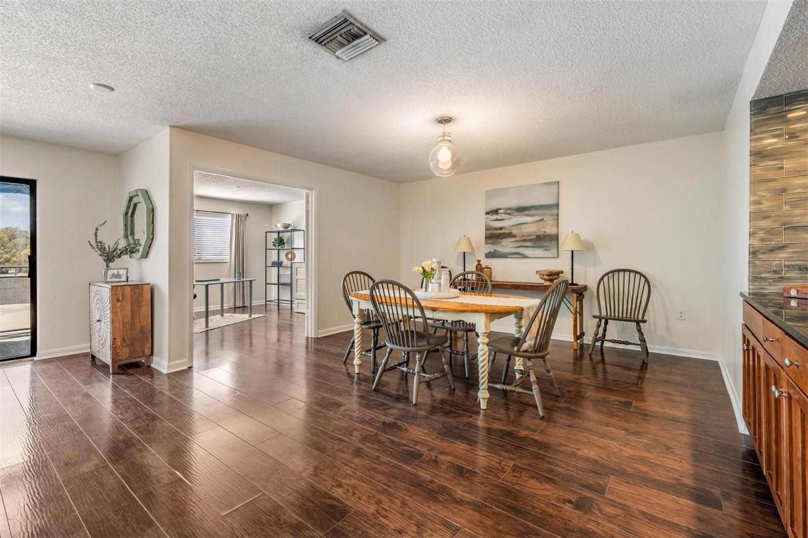 2780 N RIVERSIDE DR #105