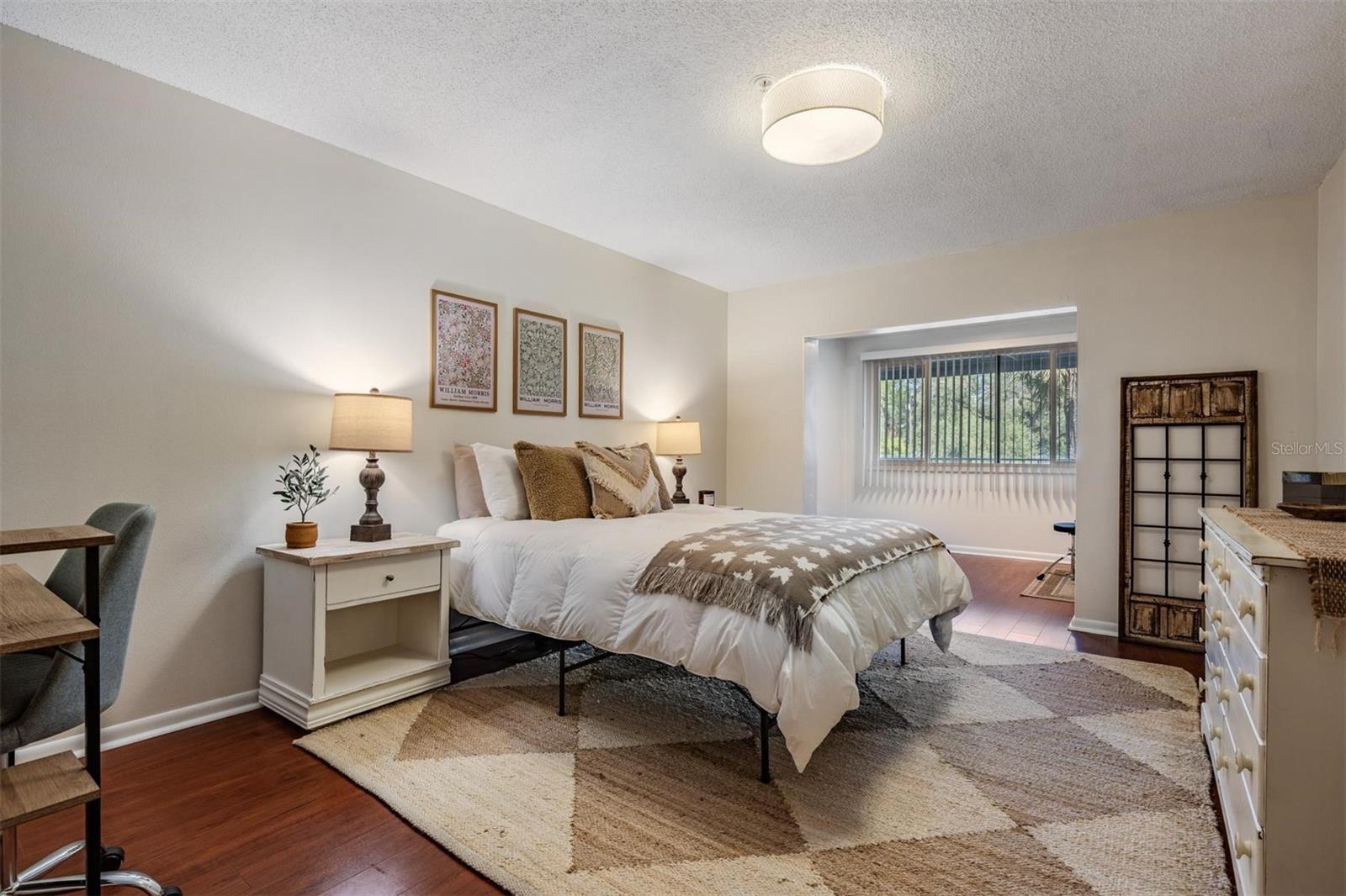 2780 N RIVERSIDE DR #105