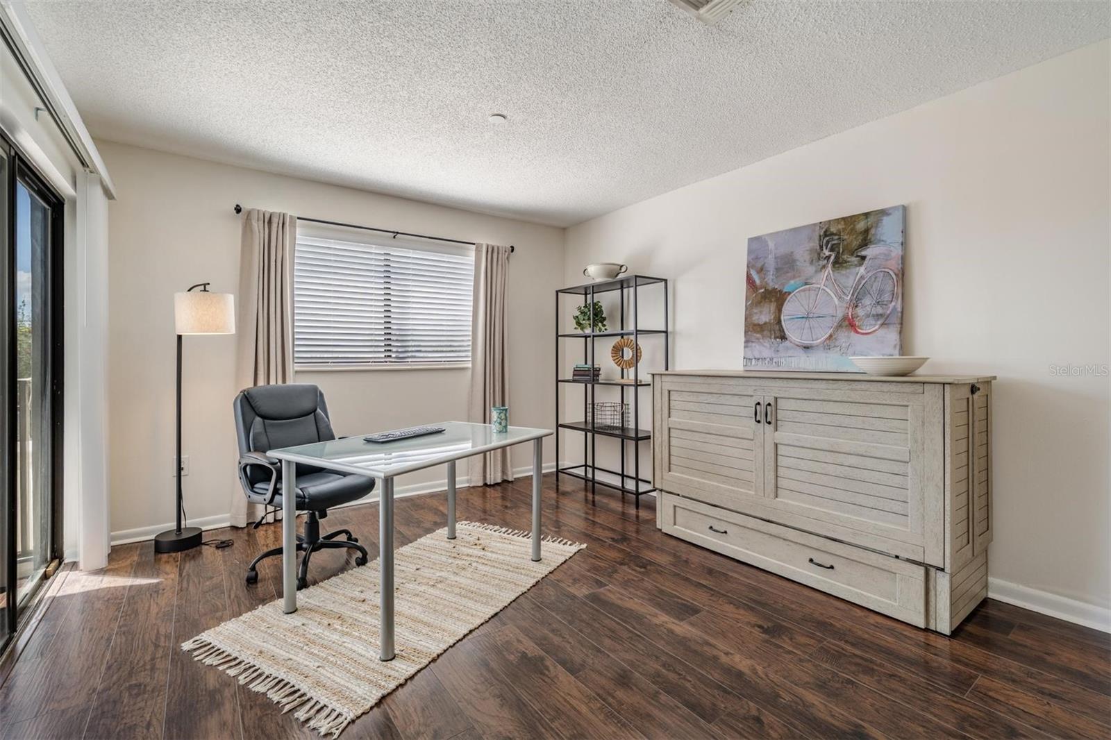 2780 N RIVERSIDE DR #105