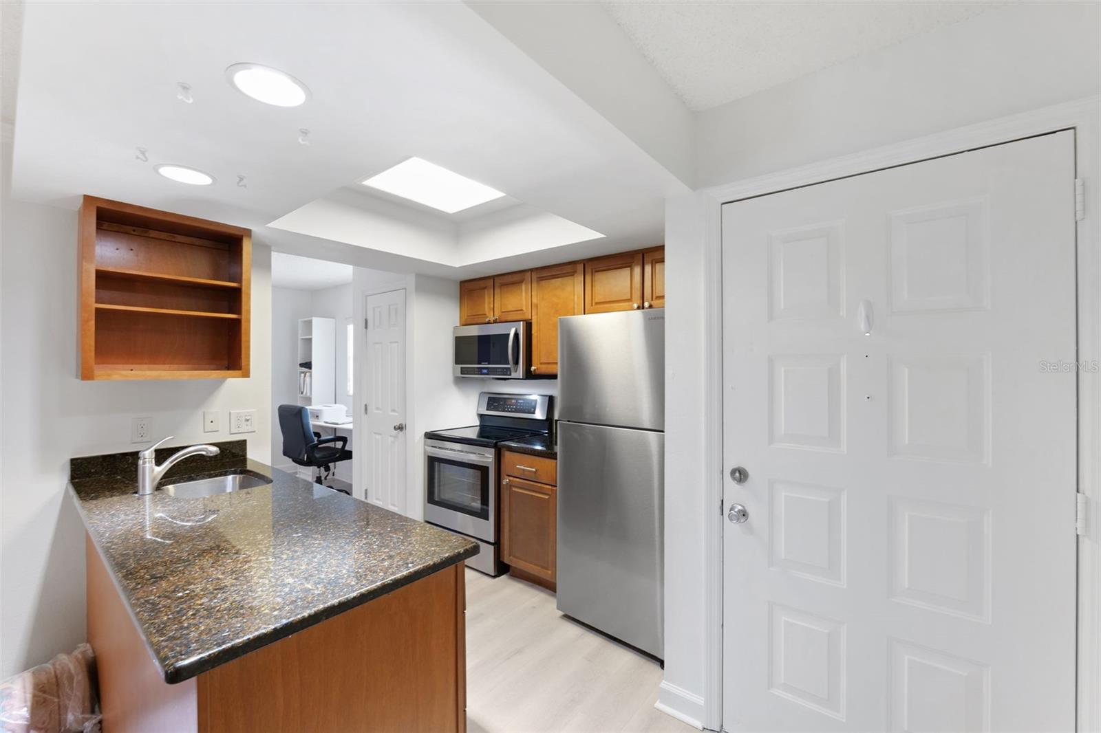 3808 N OAK DR #U31