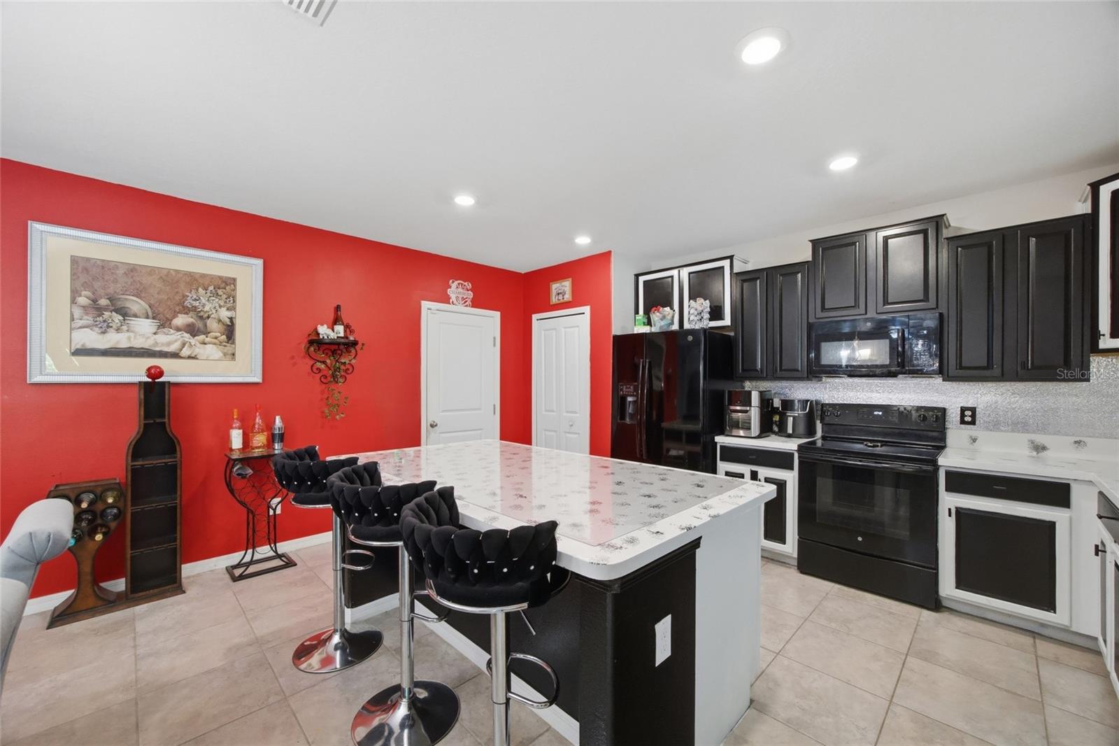3035 MOULDEN HOLLOW DR