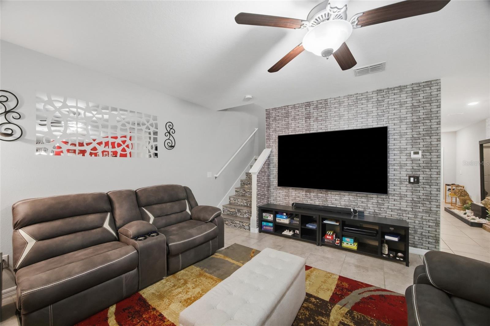 3035 MOULDEN HOLLOW DR