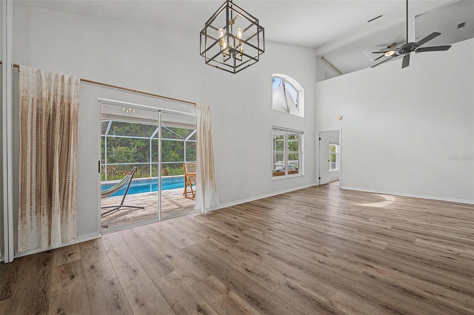 1249 BIG SKY DR