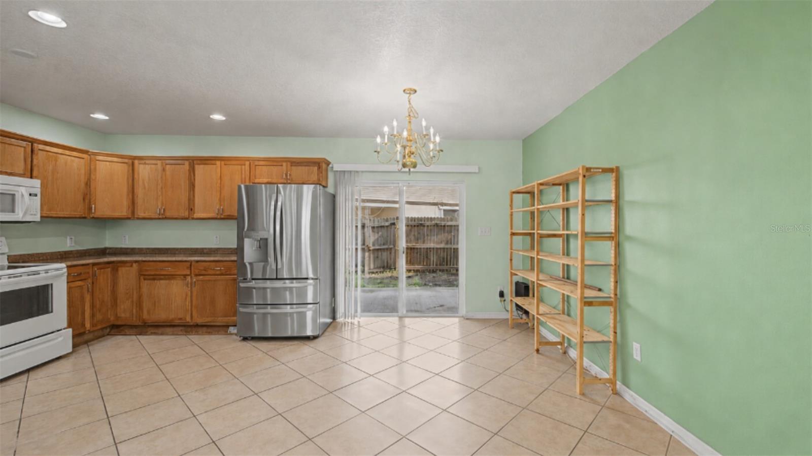 2106 PINE CHACE CT