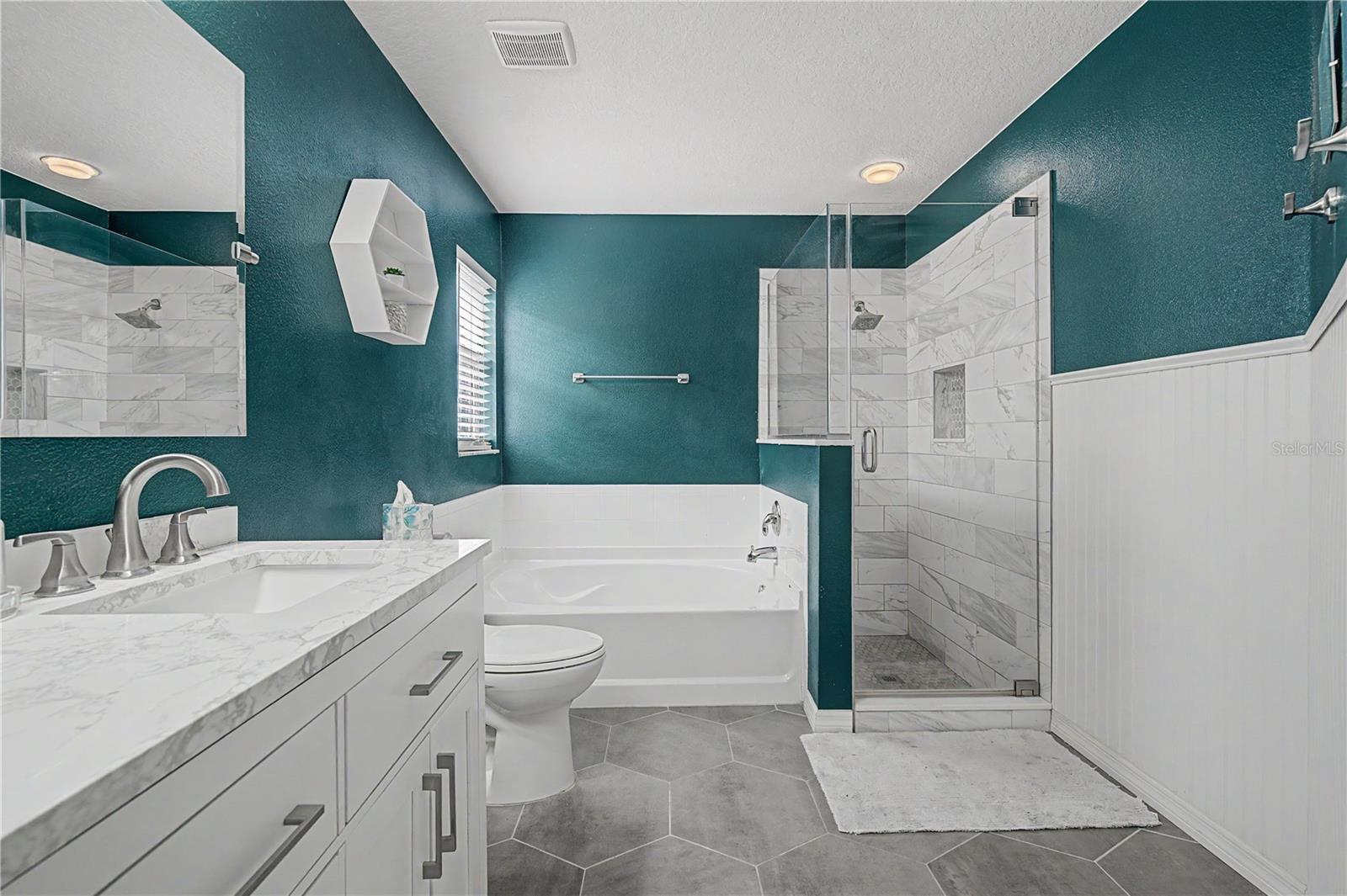 3908 BRILEY LOOP