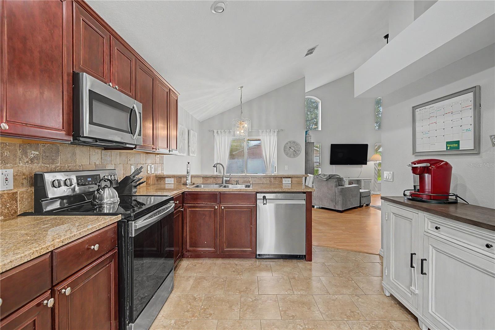 3908 BRILEY LOOP