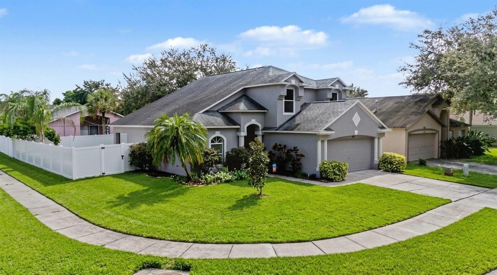 3908 BRILEY LOOP