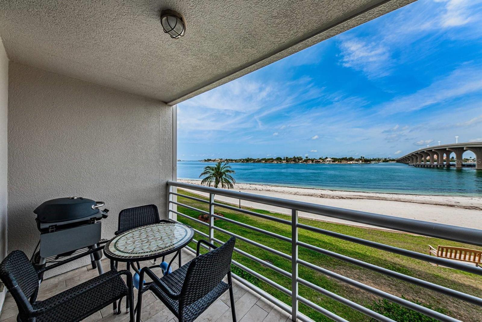 5701 BAHIA DEL MAR CIR #204
