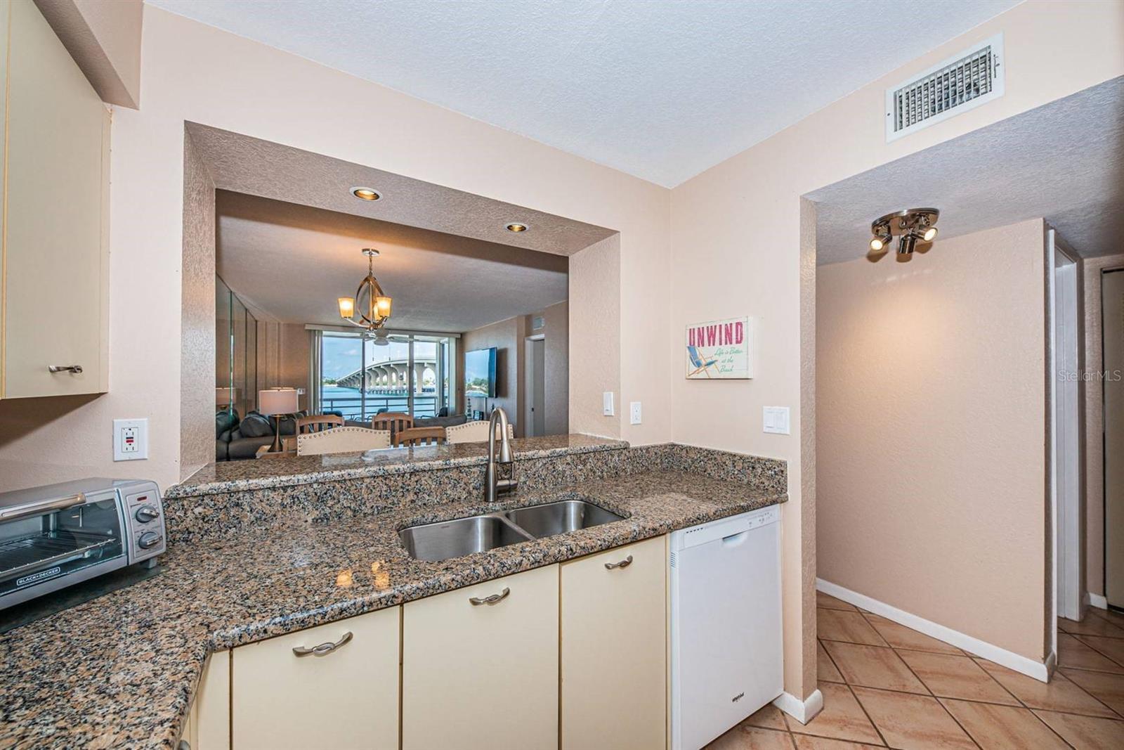 5701 BAHIA DEL MAR CIR #204