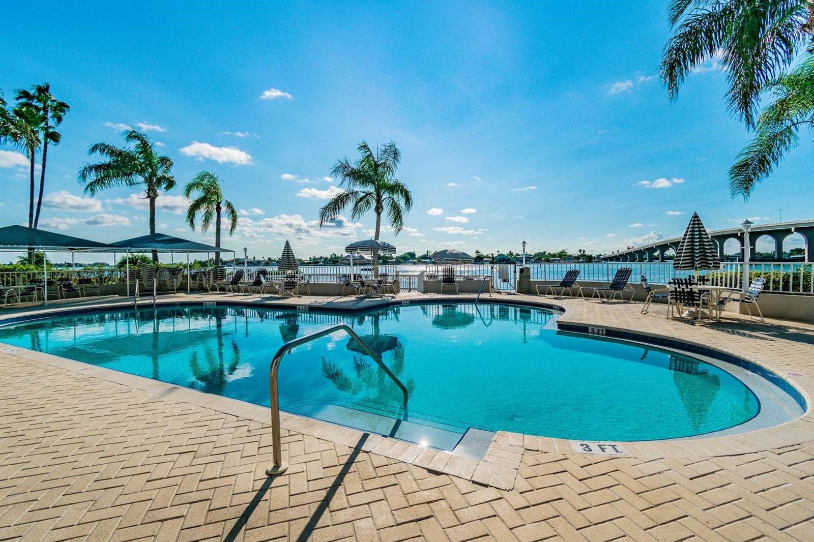 5701 BAHIA DEL MAR CIR #204