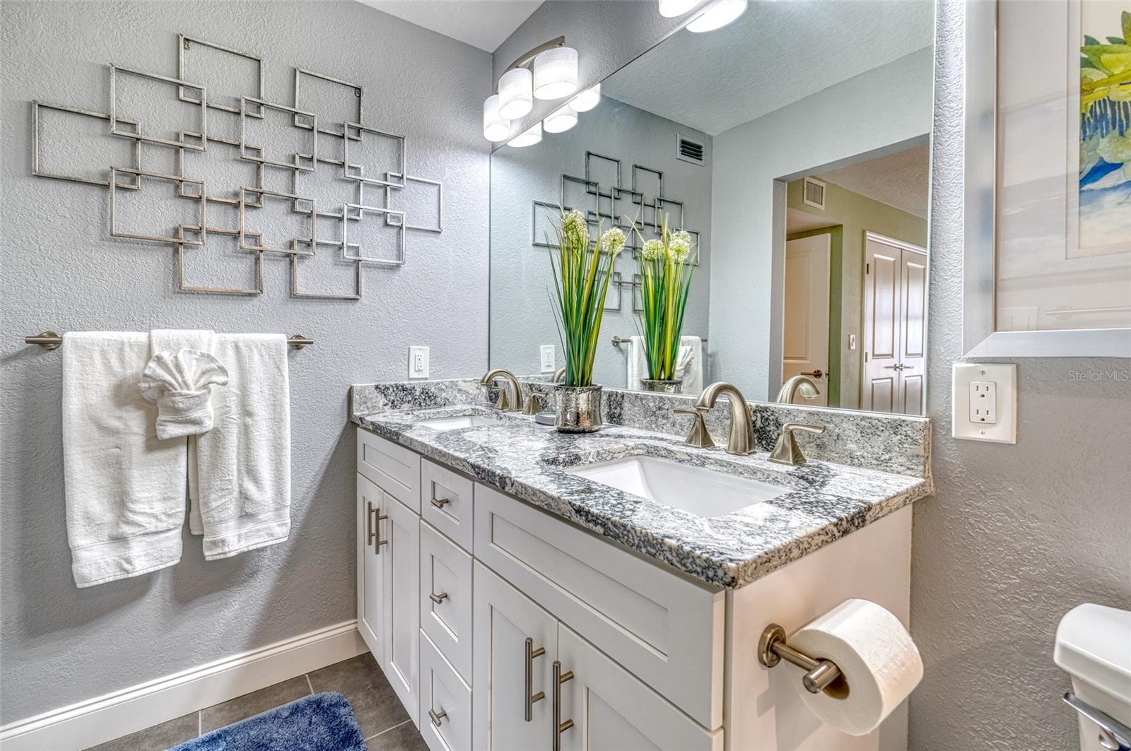 106 GULF BLVD #202
