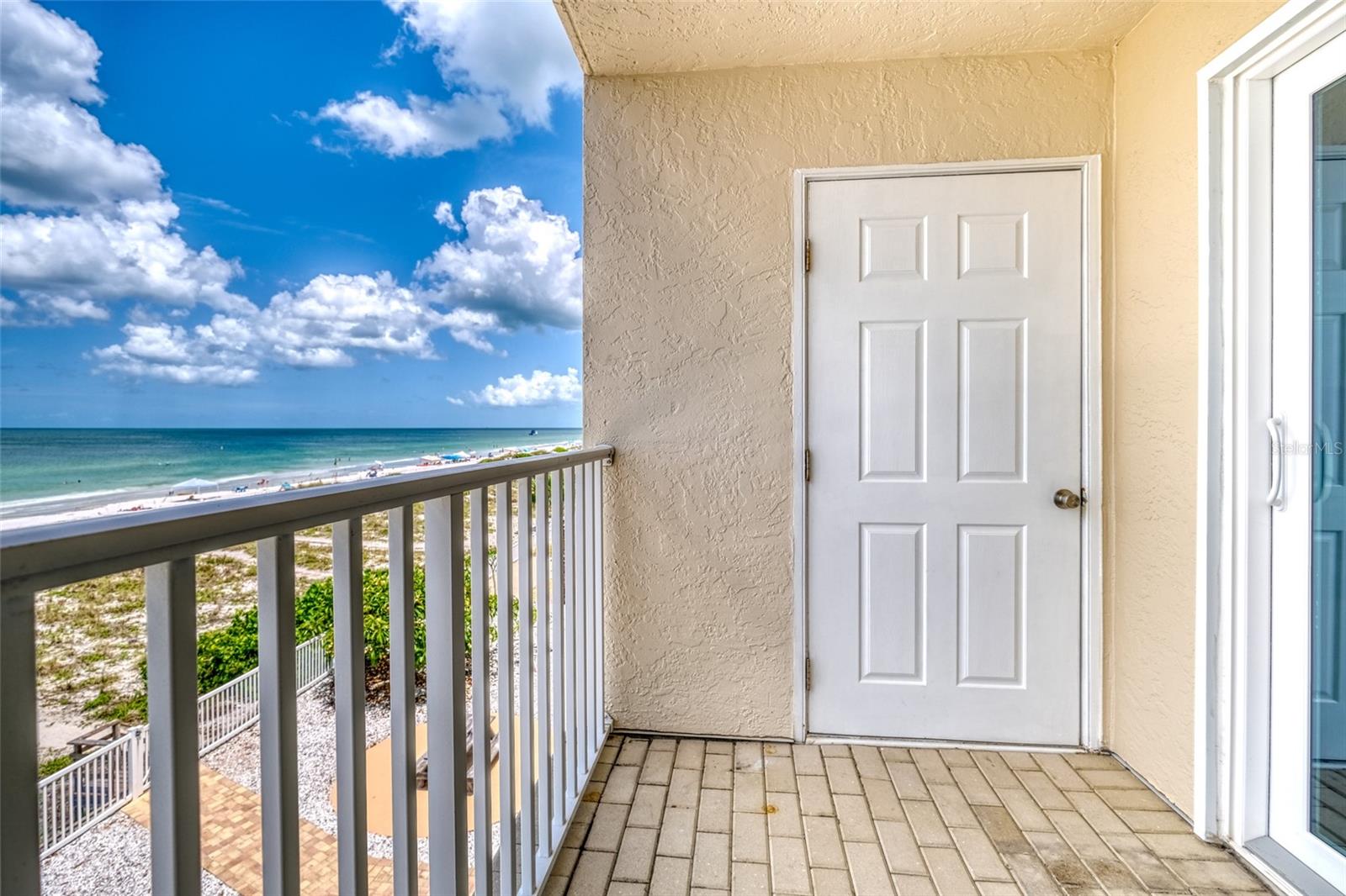 106 GULF BLVD #202