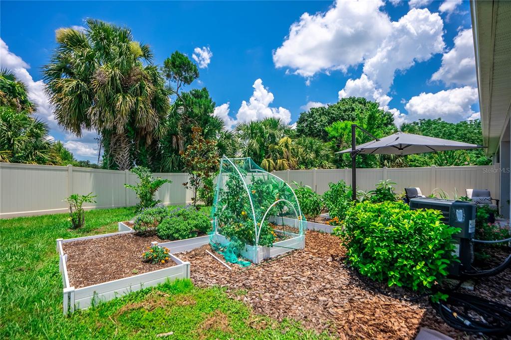10395 HERON HIDEAWAY LOOP