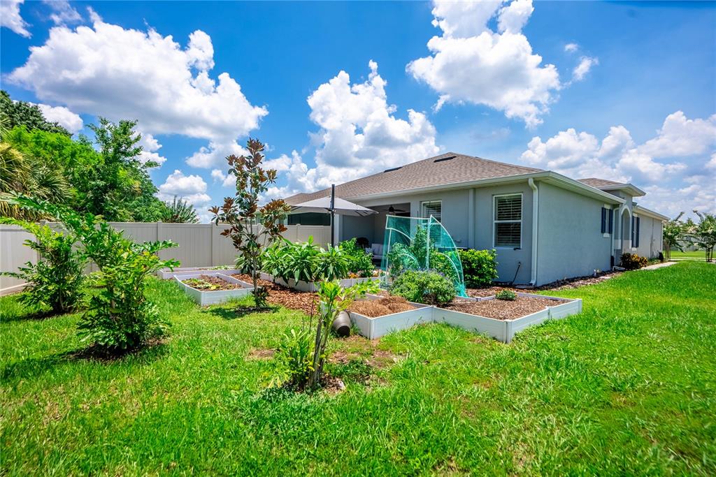 10395 HERON HIDEAWAY LOOP